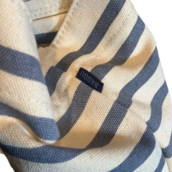 BAGGU Shoulder Tote Duck Bag, Blue & Cream Striped w/adjustable drop length - Picture 7 of 9